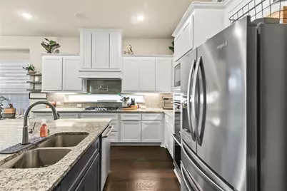12505 Amesbury Way, Farmers Branch, TX 75234 - Photo 13