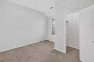 5916 Crestview Dr, Grand Prairie, TX 75052 - Photo 25