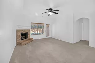 5916 Crestview Dr, Grand Prairie, TX 75052 - Photo 13