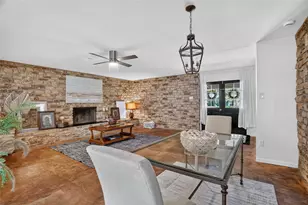3902 Laramie Dr, Granbury, TX 76049 - Photo 9