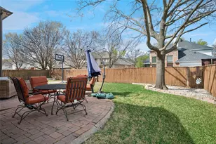 8301 Bartley Cir, Plano, TX 75025 - Photo 29