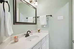 8301 Bartley Cir, Plano, TX 75025 - Photo 21