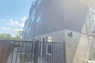 2514 Lucas Dr, Dallas, TX 75219 - Photo 3