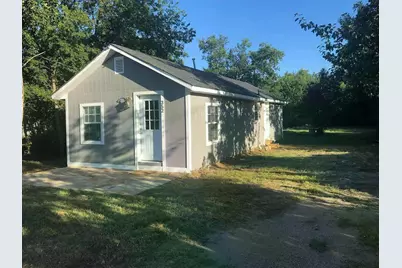 352 E Archer Street, Jacksboro, TX 76458 - Photo 1