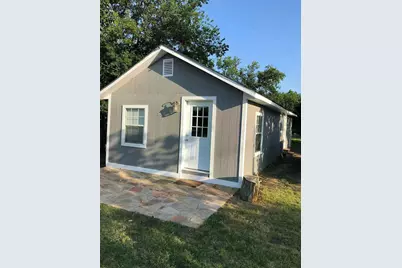 352 E Archer Street, Jacksboro, TX 76458 - Photo 3