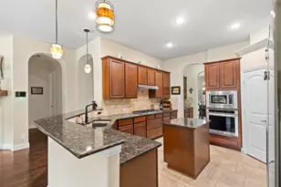 1139 Clearwater Dr, Frisco, TX 75036 - Photo 7