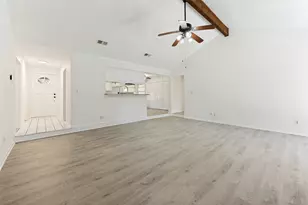 2112 Dartmouth Dr, Arlington, TX 76015 - Photo 5
