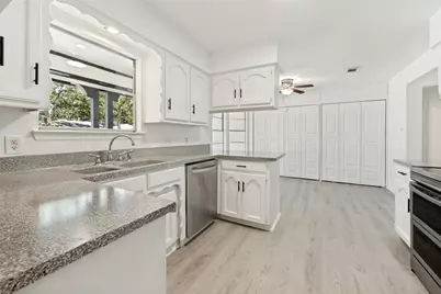 2112 Dartmouth Drive, Arlington, TX 76015 - Photo 9
