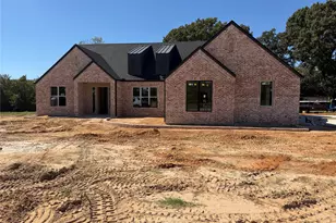 338 Grace Ln, Athens, TX 75751 - Photo 1