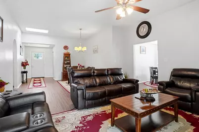 7004 Bentley Avenue, Fort Worth, TX 76137 - Photo 5