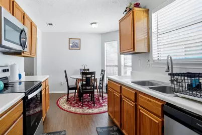 7004 Bentley Avenue, Fort Worth, TX 76137 - Photo 9