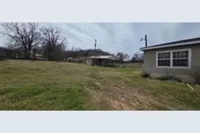 8253 Hutcheson Hill Road, Springtown, TX 76082 - Photo 9