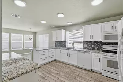 9737 Maryville Lane, Fort Worth, TX 76108 - Photo 19