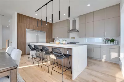 2336 N Carroll Avenue, Dallas, TX 75204 - Photo 13