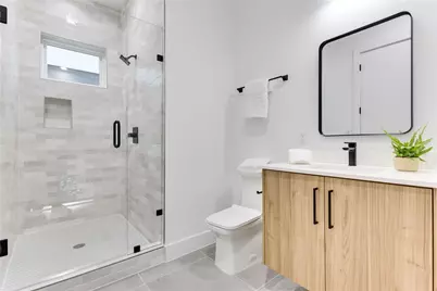 2336 N Carroll Avenue, Dallas, TX 75204 - Photo 27