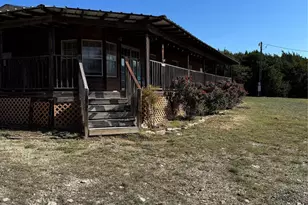 910 Star Dr, Granbury, TX 76049 - Photo 5