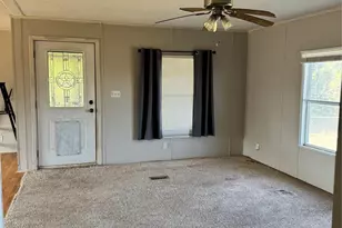 910 Star Dr, Granbury, TX 76049 - Photo 29