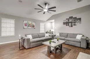 14252 Polo Ranch St, Fort Worth, TX 76052 - Photo 9