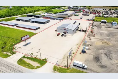 2827 W Highway 82, Gainesville, TX 76240 - Photo 1