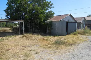 502 Travis St, Ranger, TX 76470 - Photo 13