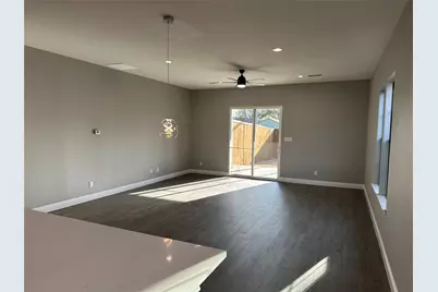 417 S Glasgow Drive, Dallas, TX 75223 - Photo 7