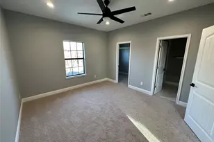 417 S Glasgow Dr, Dallas, TX 75223 - Photo 15