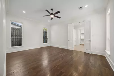 5616 Pershing Avenue, Fort Worth, TX 76107 - Photo 13