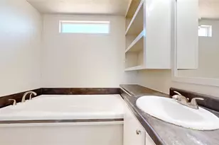 2310 Balboa Ct, Granbury, TX 76048 - Photo 15