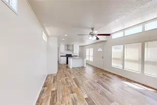 2310 Balboa Ct, Granbury, TX 76048 - Photo 5