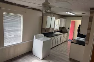 913 County Rd 1003A, Godley, TX 76044 - Photo 3