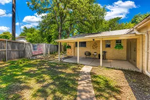 133 Oakhurst Dr, Bedford, TX 76022 - Photo 35