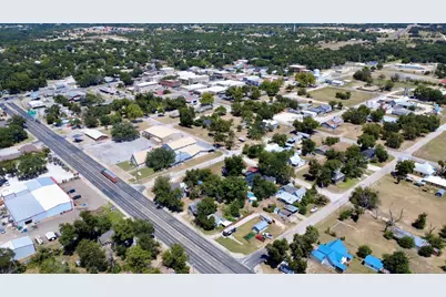 307 Walnut Street, Hico, TX 76457 - Photo 25