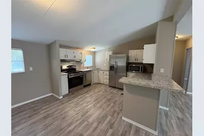 111 Shady Springs Drive, Bridgeport, TX 76426 - Photo 11