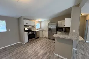 111 Shady Springs Dr, Bridgeport, TX 76426 - Photo 11
