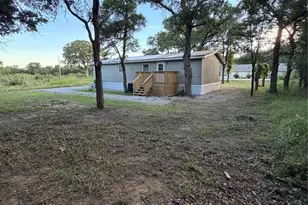 111 Shady Springs Dr, Bridgeport, TX 76426 - Photo 5