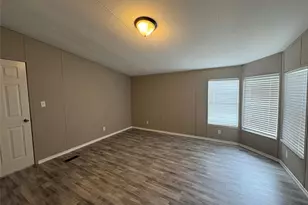 111 Shady Springs Dr, Bridgeport, TX 76426 - Photo 17