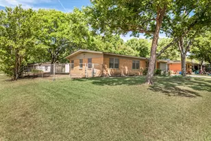 1203 Sunnybrook Dr, Irving, TX 75061 - Photo 3