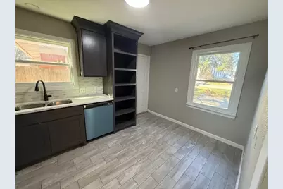 1512 W Tucker Boulevard, Arlington, TX 76013 - Photo 3