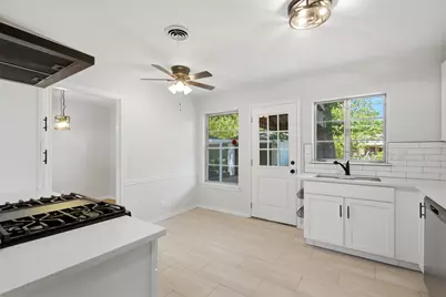 10243 San Juan Avenue, Dallas, TX 75228 - Photo 15