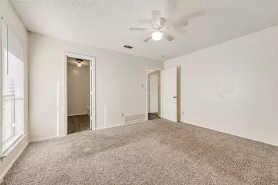 215/217 Silver Creek Drive, Duncanville, TX 75137 - Photo 15