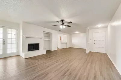 215/217 Silver Creek Drive, Duncanville, TX 75137 - Photo 5