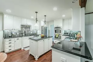 4936 Ridgeview Dr, Waco, TX 76710 - Photo 7