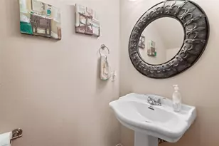 124 Castleridge Dr, Little Elm, TX 75068 - Photo 9