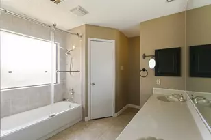 928 Ledgemont Dr, Plano, TX 75025 - Photo 15