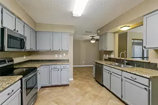 928 Ledgemont Dr, Plano, TX 75025 - Photo 13