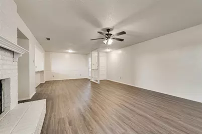 217 Silver Creek Drive, Duncanville, TX 75137 - Photo 7