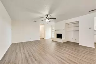 217 Silver Creek Dr, Duncanville, TX 75137 - Photo 5