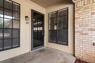 217 Silver Creek Dr, Duncanville, TX 75137 - Photo 3