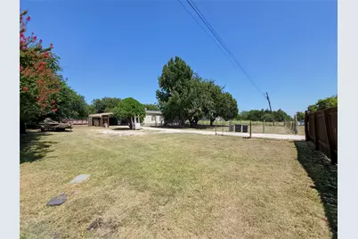 11309 County Road 510, Venus, TX 76084 - Photo 3