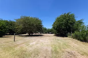 11309 County Rd 510, Venus, TX 76084 - Photo 23